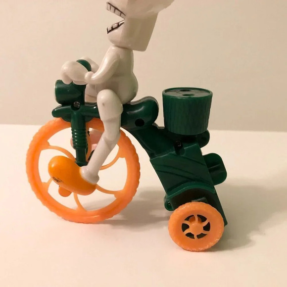 Halloween Plastic Skeleton Riding Bicycle Bike Lollipop Candy Holder Wind Up Toy - Picture 3 of 10